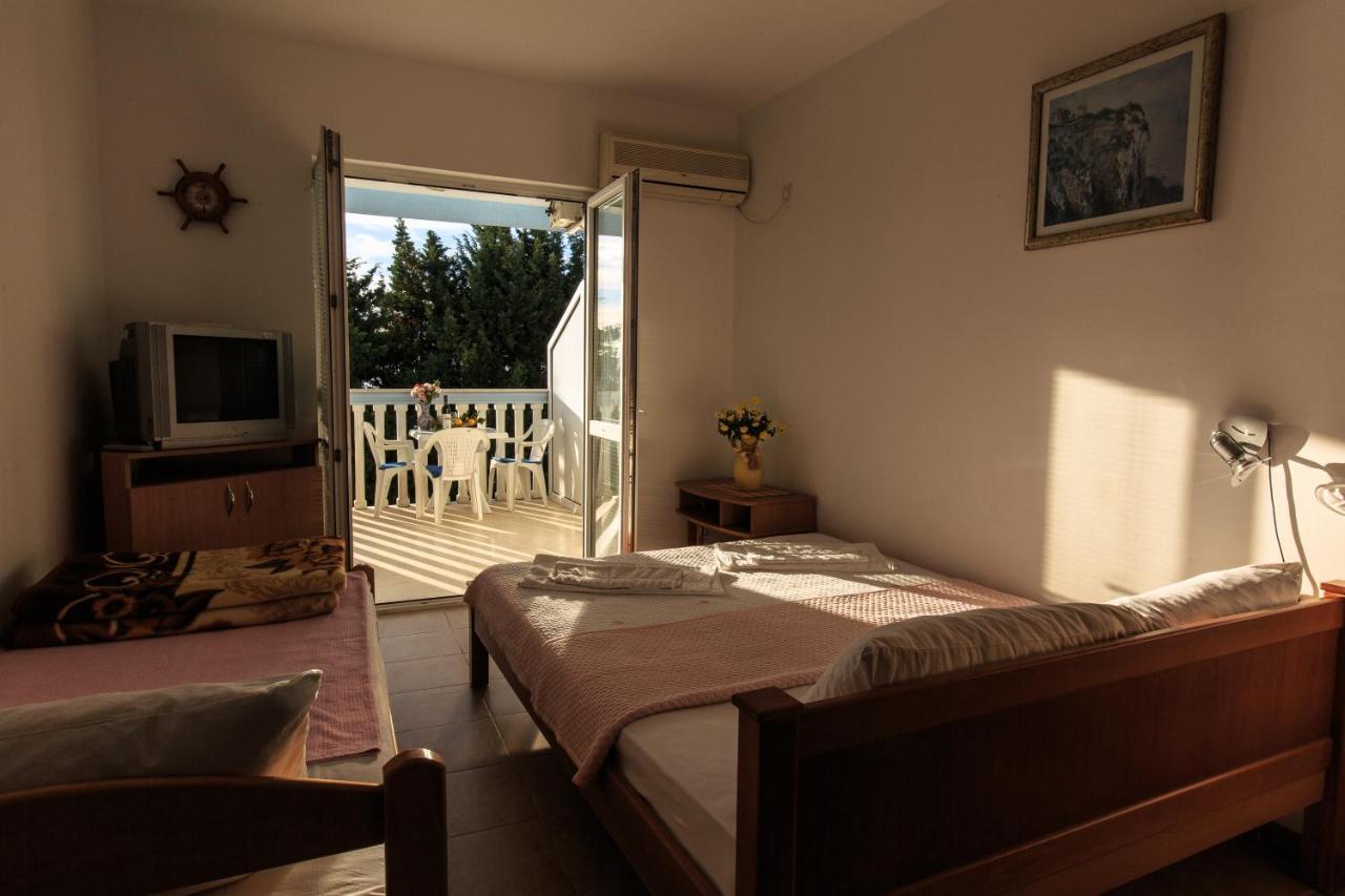 Guest House Perovic Sutomore Eksteriør billede